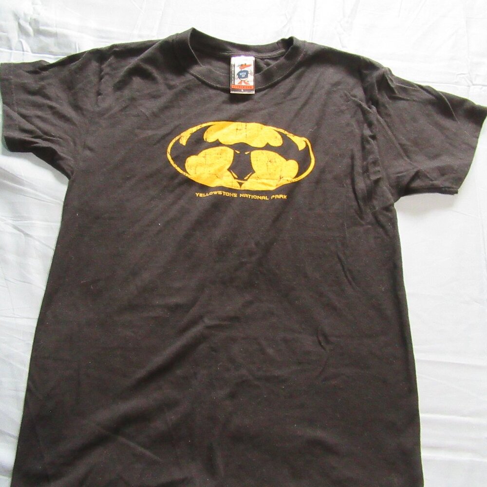 Youth Boys Yellowstone National Park Moose T Shirt Sz S